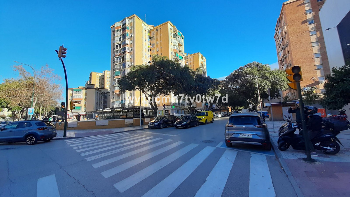 Se vende Apartamento Planta Media de 3 dormitorios en Costa Del Sol, Málaga, España