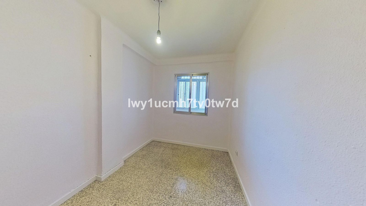 Se vende Apartamento Planta Media de 3 dormitorios en Costa Del Sol, Málaga, España