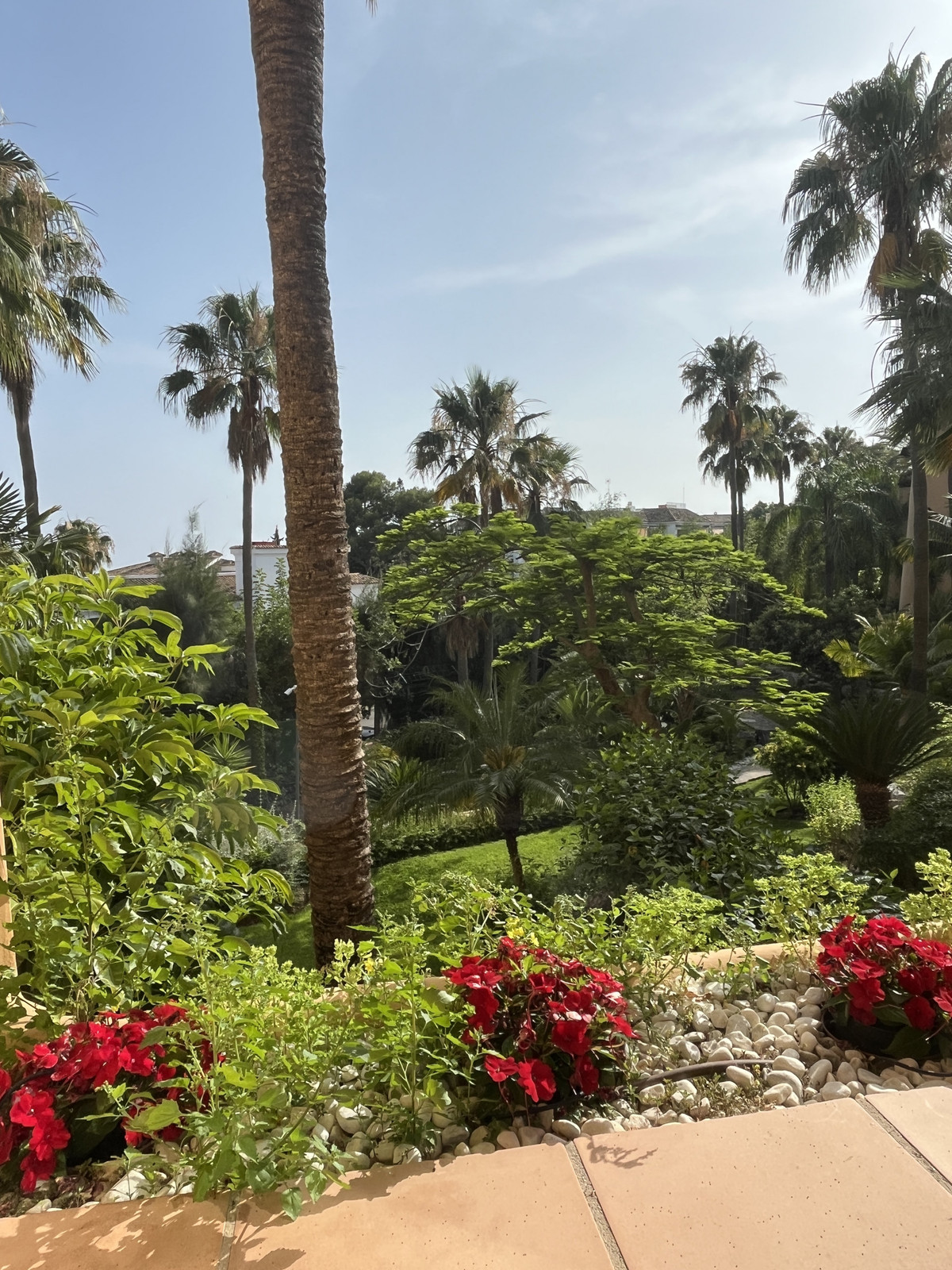 2 Bed Apartment for sale in The Golden Mile Costa Del Sol, Málaga, Spain