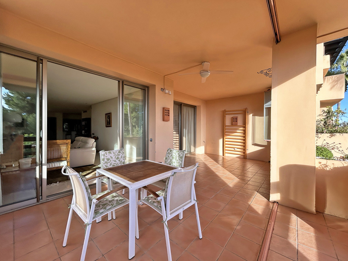 2 Bed Apartment for sale in The Golden Mile Costa Del Sol, Málaga, Spain