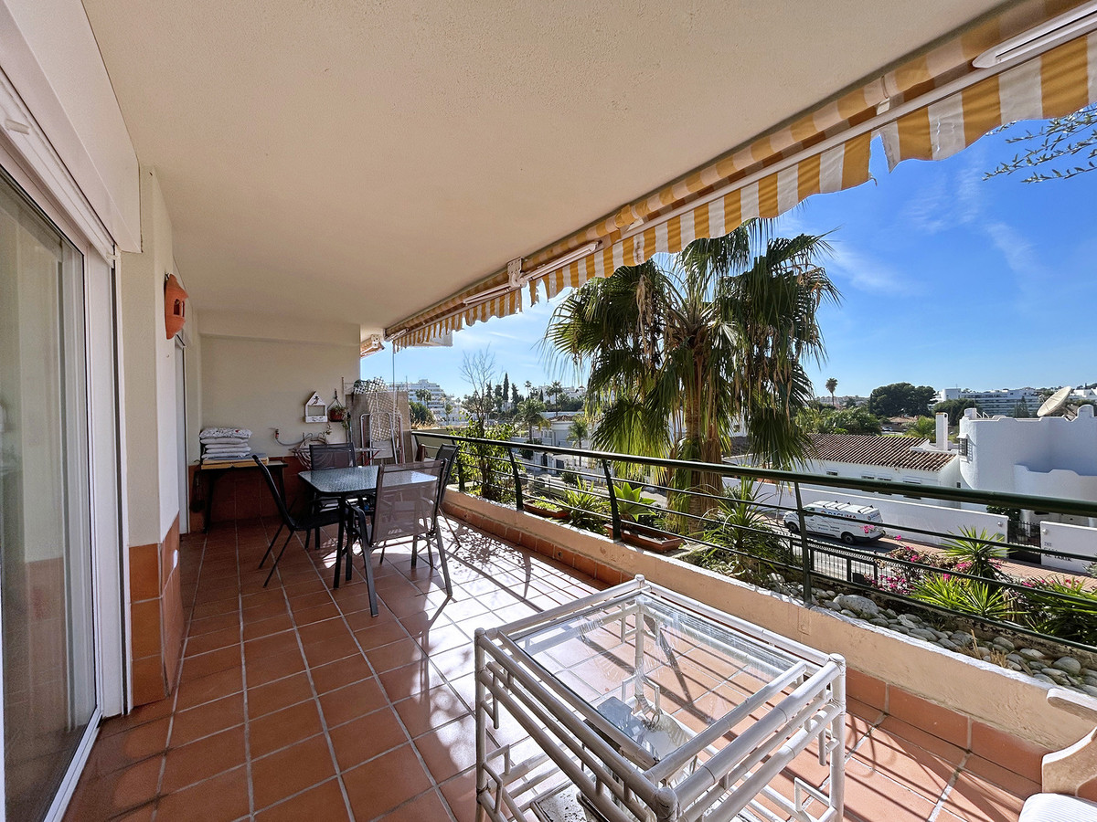 2 Bed Apartment for sale in Guadalmina Alta Costa Del Sol, Málaga, Spain