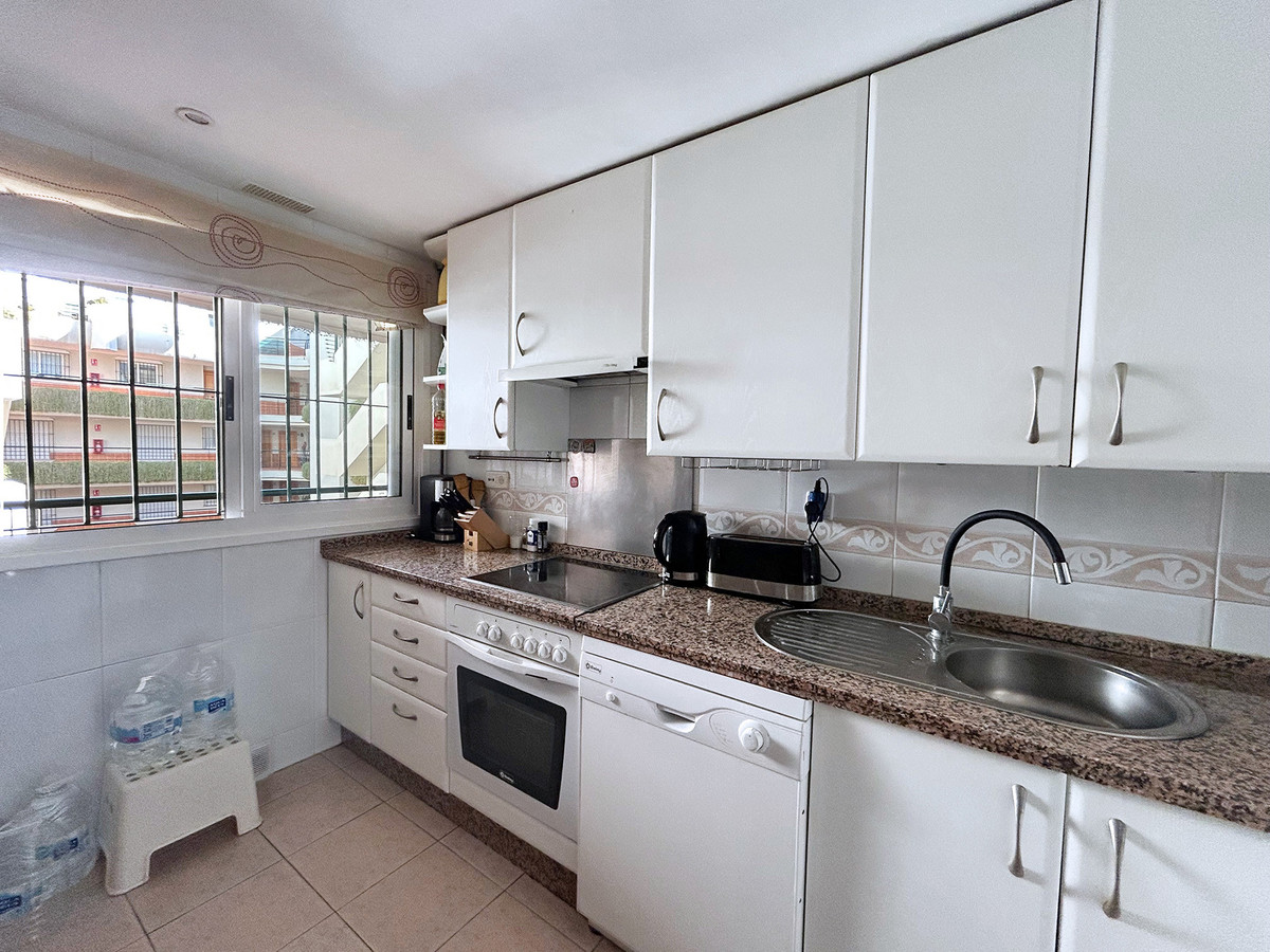 2 Bed Apartment for sale in Guadalmina Alta Costa Del Sol, Málaga, Spain