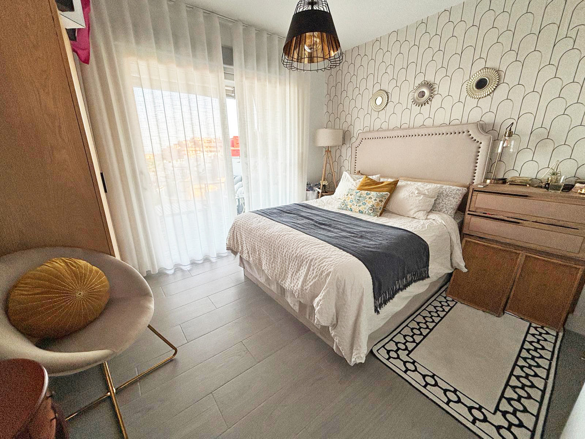 3 Bed Apartment for sale in Fuengirola Costa Del Sol, Málaga, Spain
