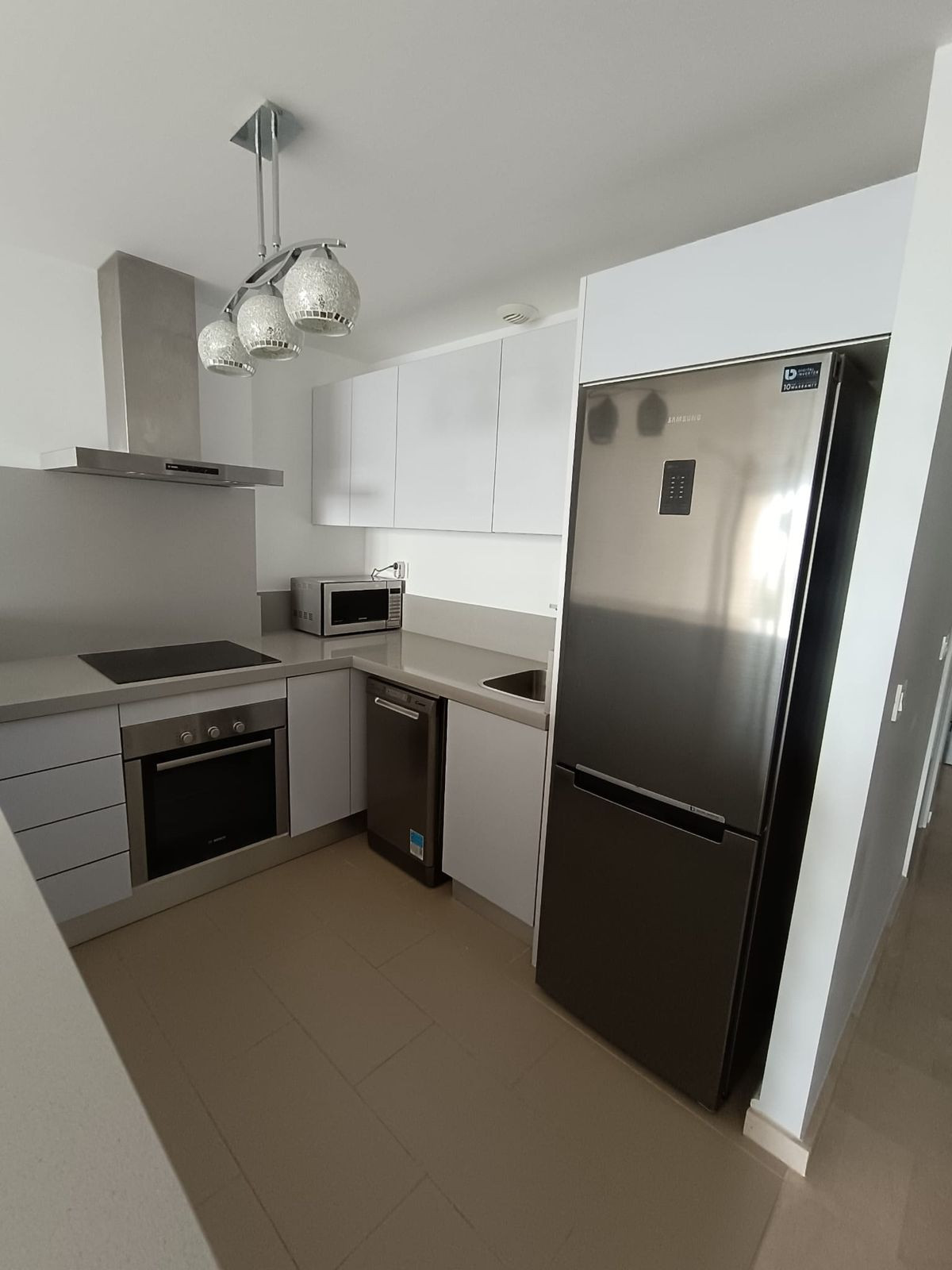 Se vende Apartamento Planta Media de 2 dormitorios en Costa Blanca, Alicante, España