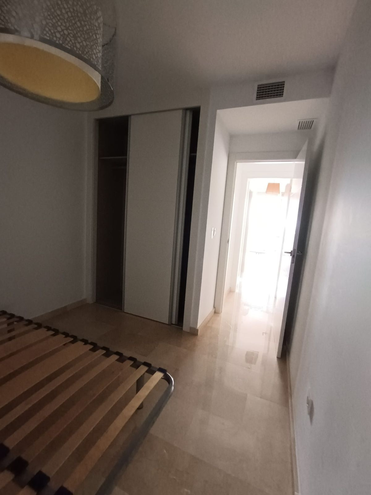 Se vende Apartamento Planta Media de 2 dormitorios en Costa Blanca, Alicante, España