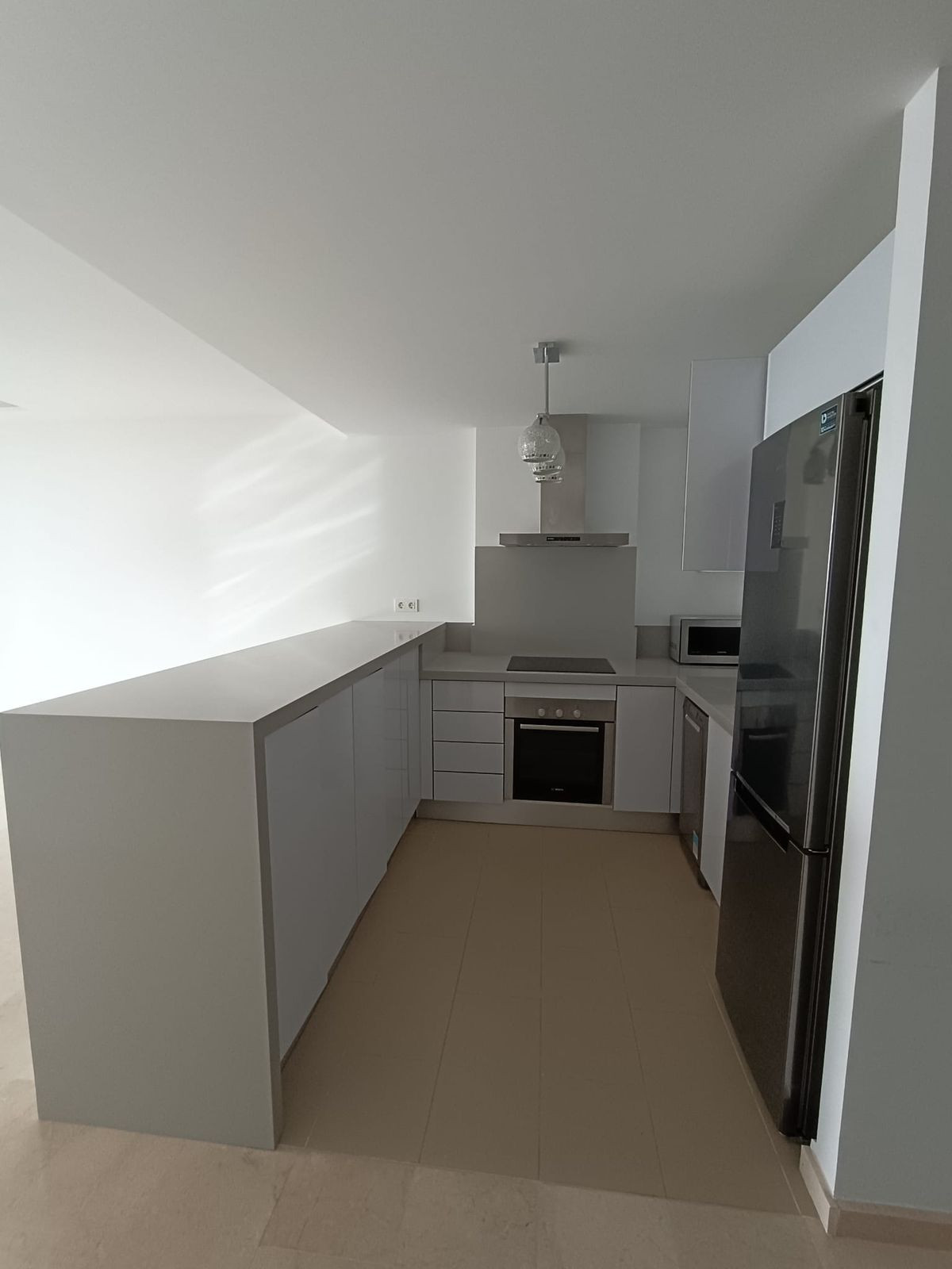 Se vende Apartamento Planta Media de 2 dormitorios en Costa Blanca, Alicante, España