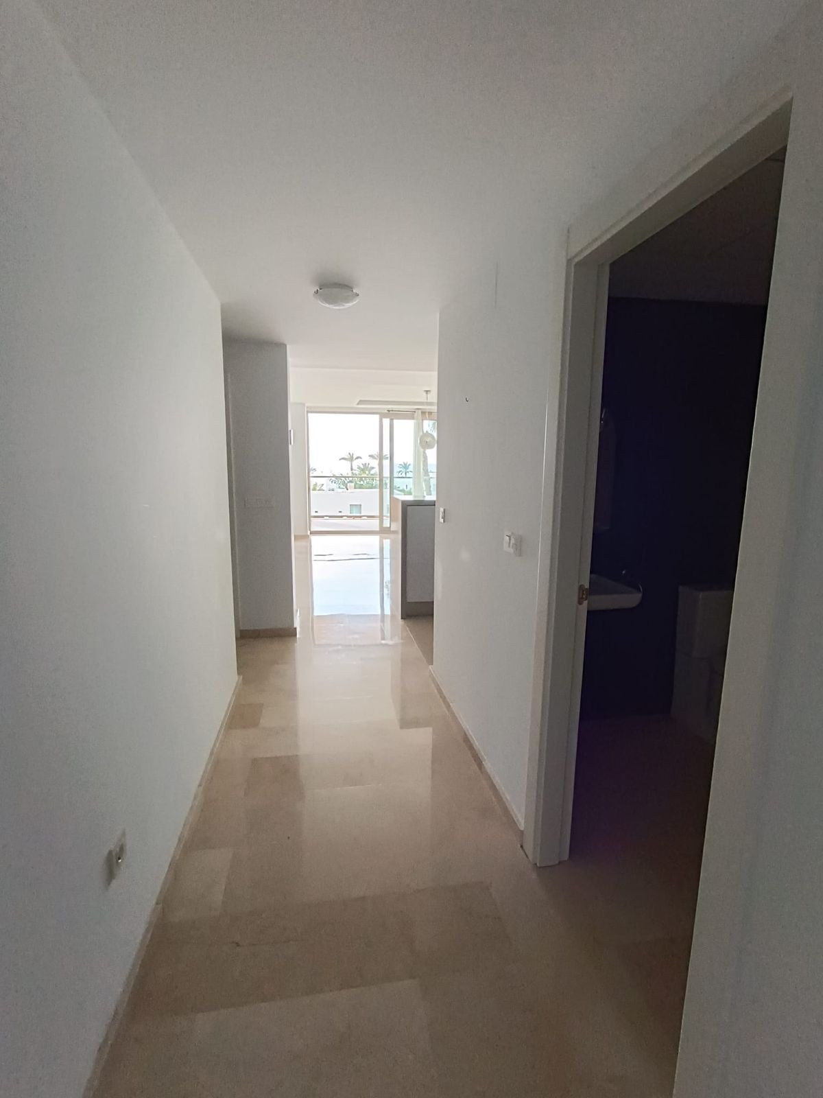 Se vende Apartamento Planta Media de 2 dormitorios en Costa Blanca, Alicante, España