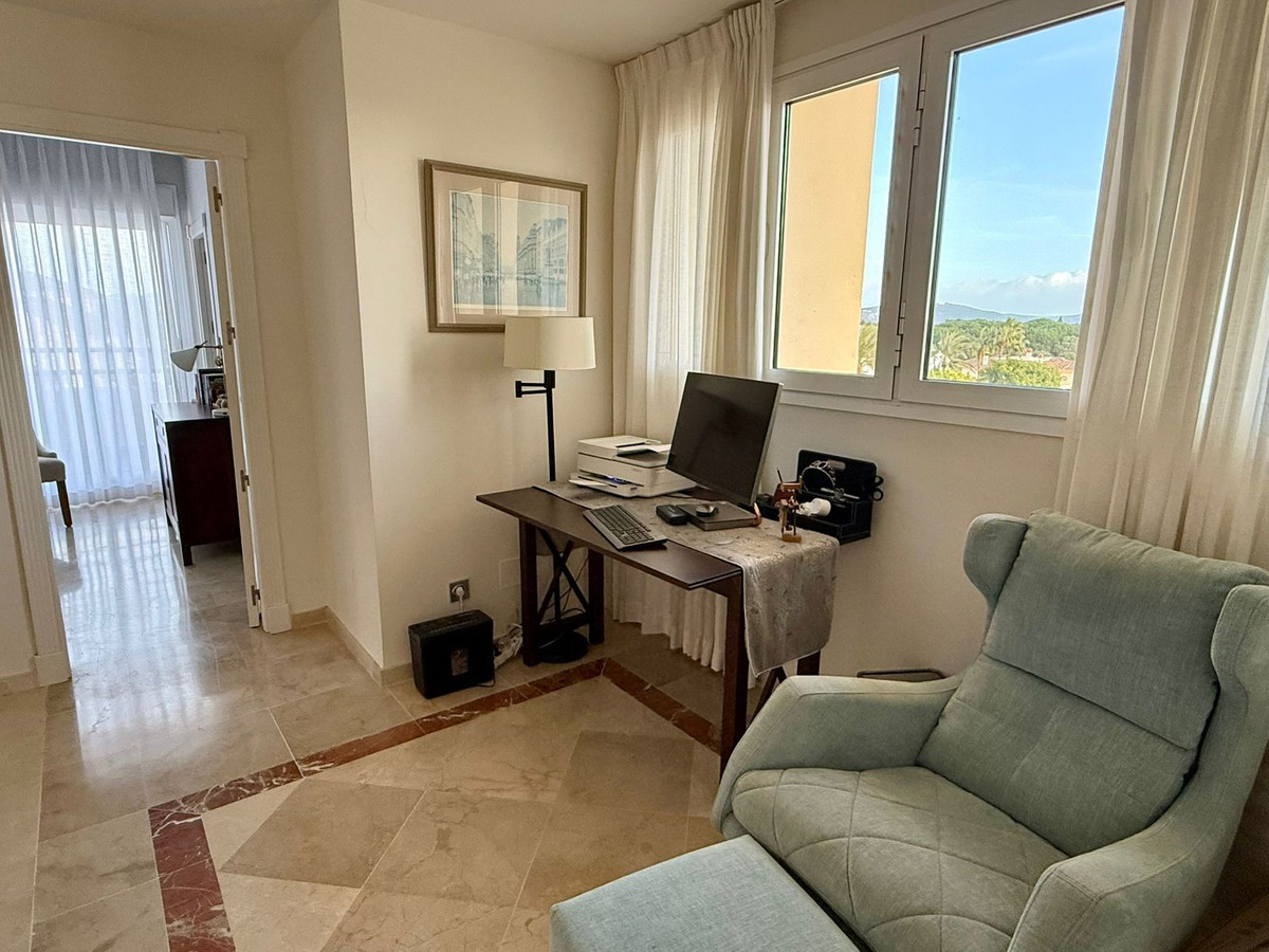 Se vende Ático Dúplex de 3 dormitorios en Costa Del Sol, Cadiz, España