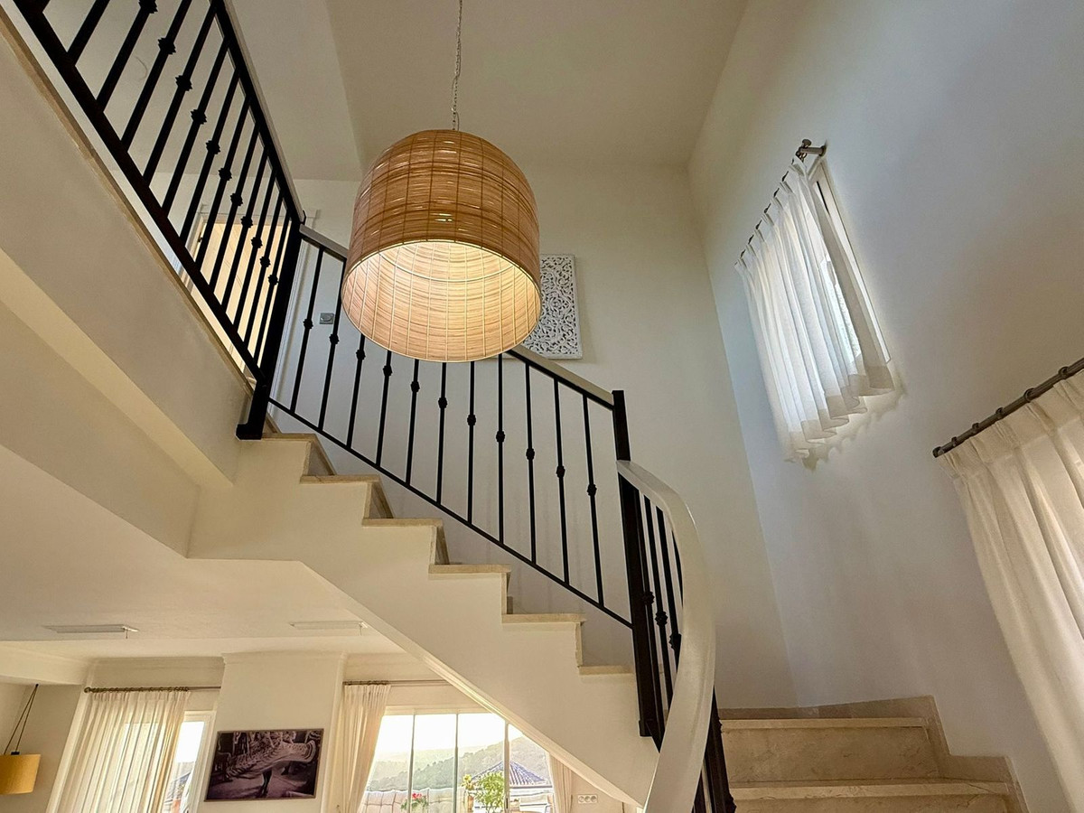 Se vende Ático Dúplex de 3 dormitorios en Costa Del Sol, Cadiz, España