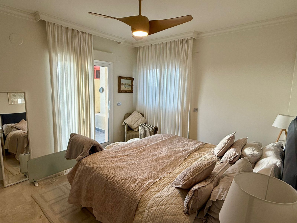 Se vende Ático Dúplex de 3 dormitorios en Costa Del Sol, Cadiz, España