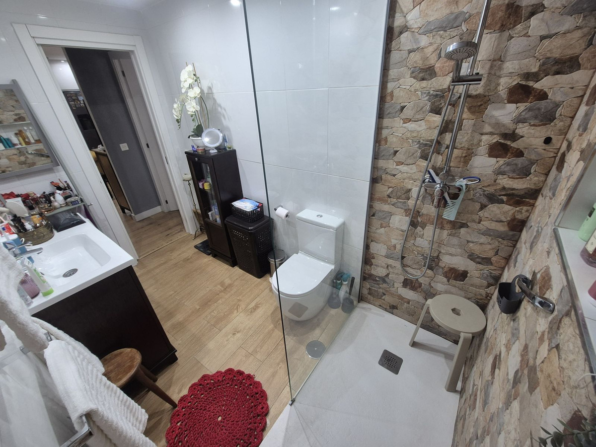 2 Bed Apartment for sale in Marbella Costa Del Sol, Málaga, Spain