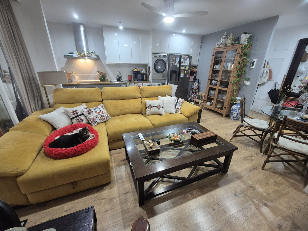 2 Bed Apartment for sale in Marbella Costa Del Sol, Málaga, Spain