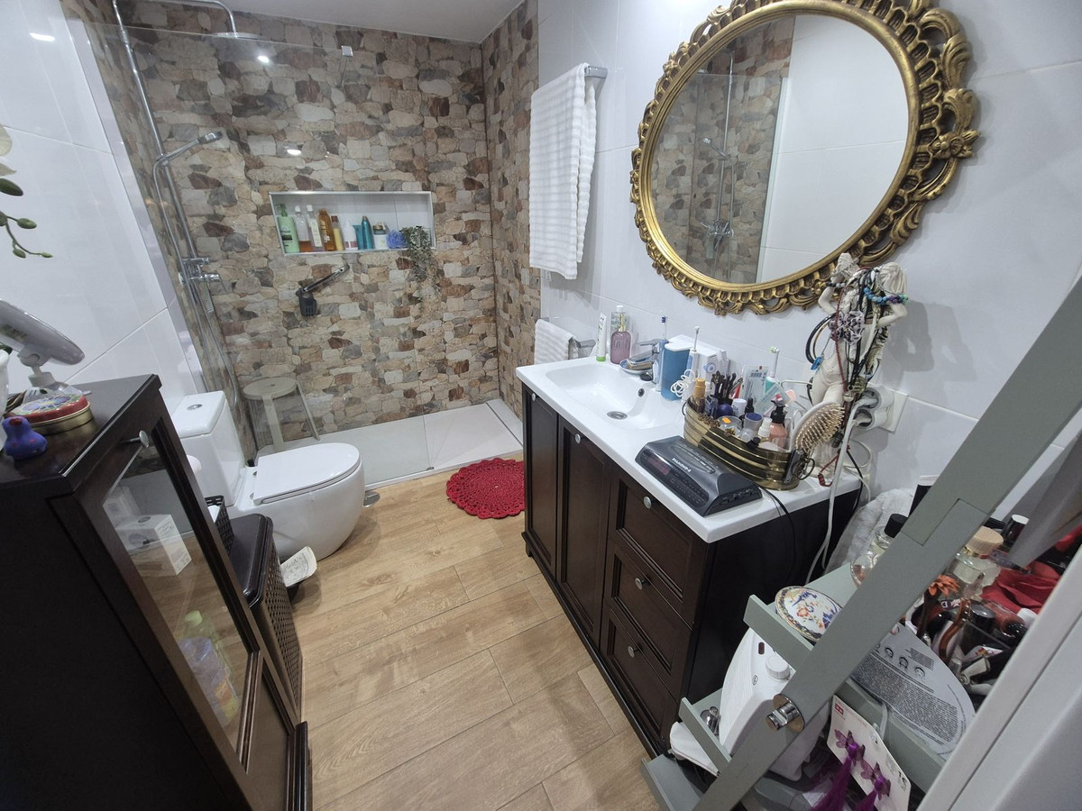 2 Bed Apartment for sale in Marbella Costa Del Sol, Málaga, Spain