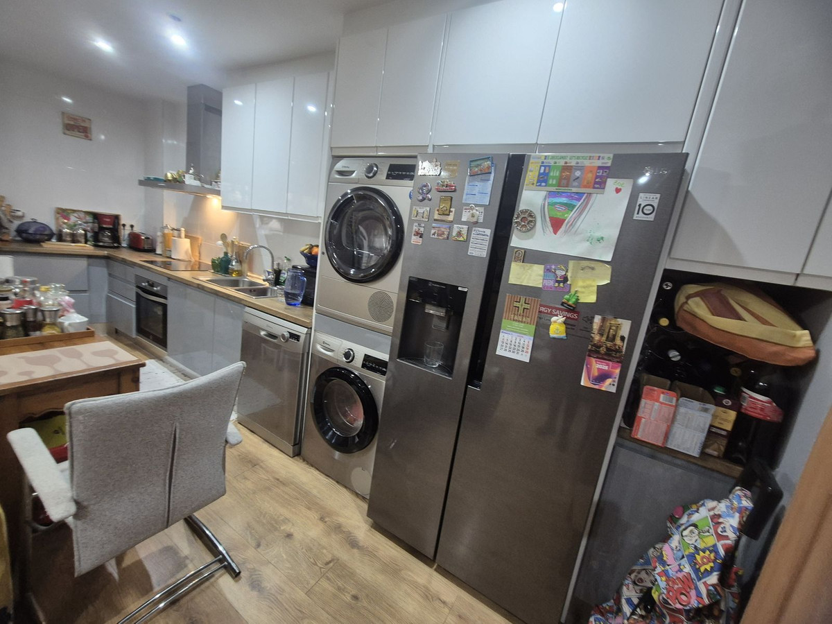 2 Bed Apartment for sale in Marbella Costa Del Sol, Málaga, Spain