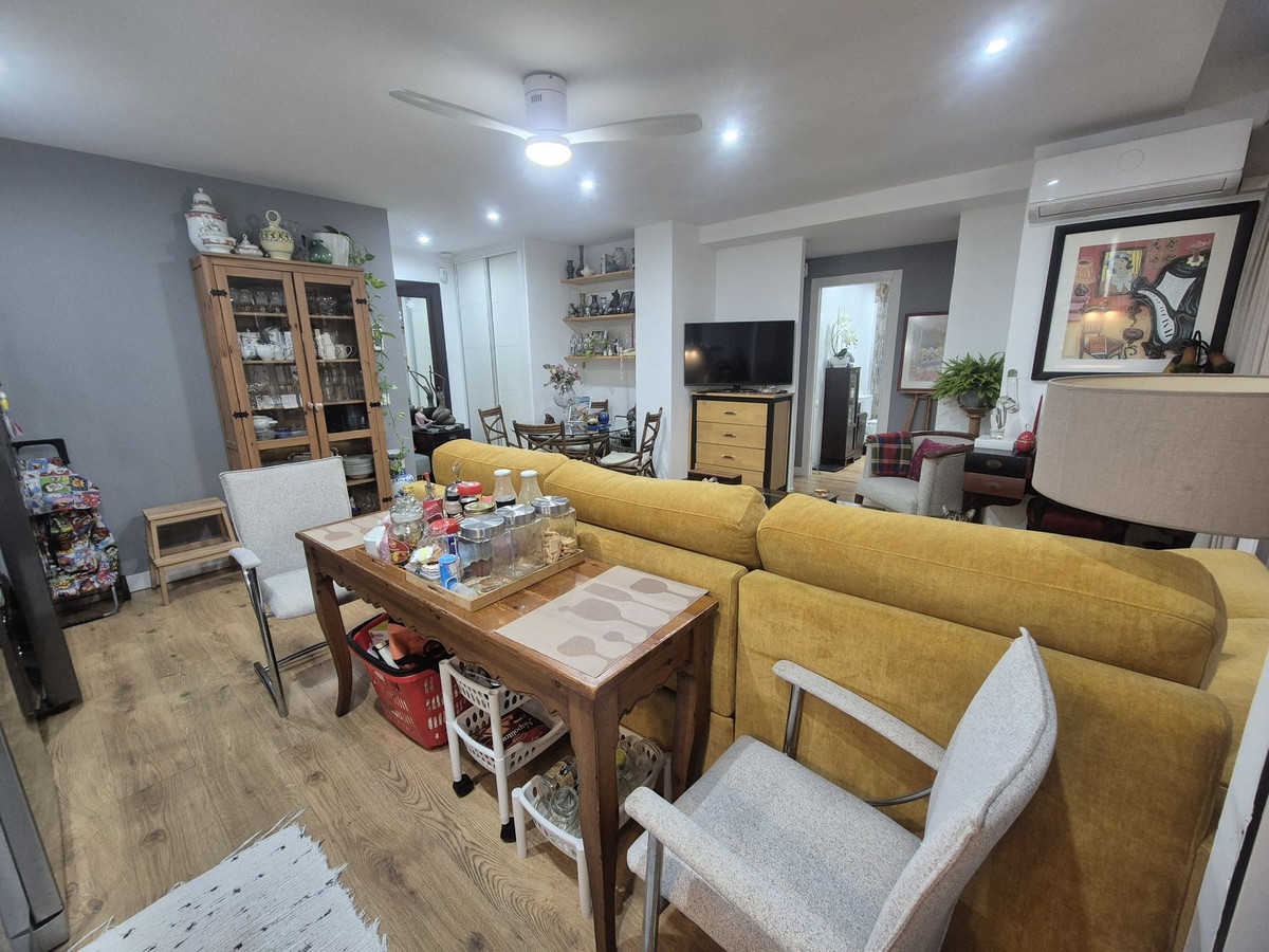2 Bed Apartment for sale in Marbella Costa Del Sol, Málaga, Spain