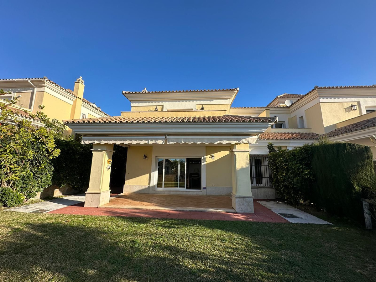 4 Bed Townhouse for sale in Marbella Costa Del Sol, Málaga, Spain