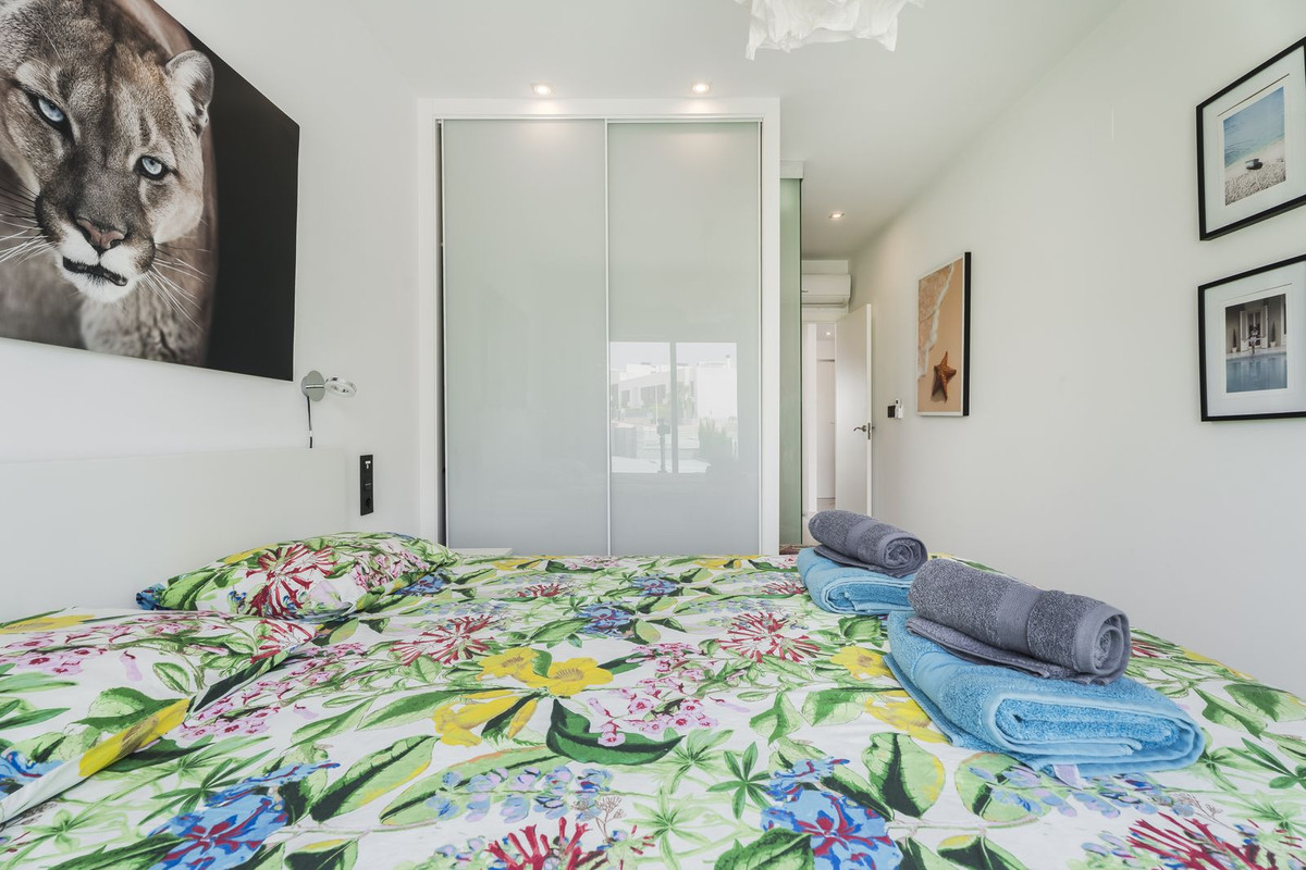 Se vende Ático de 2 dormitorios en Costa Blanca, Alicante, España