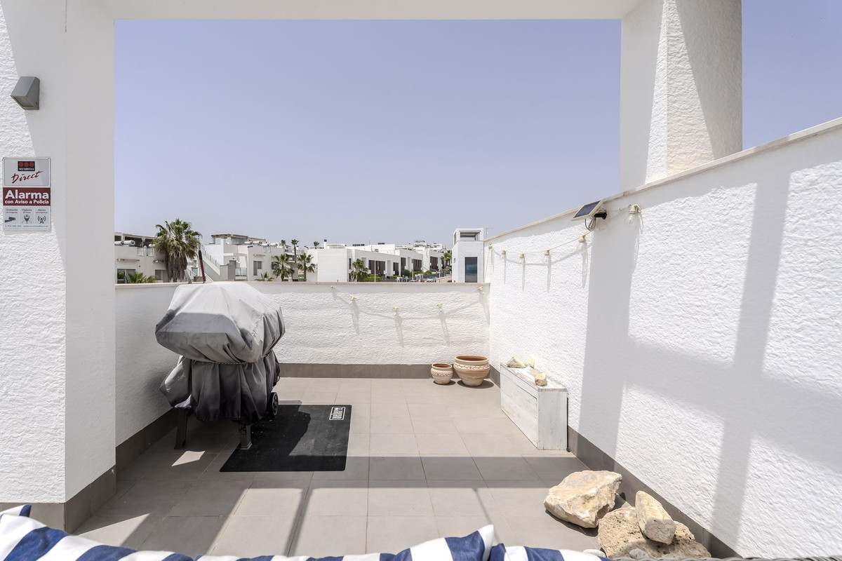 Se vende Ático de 2 dormitorios en Costa Blanca, Alicante, España