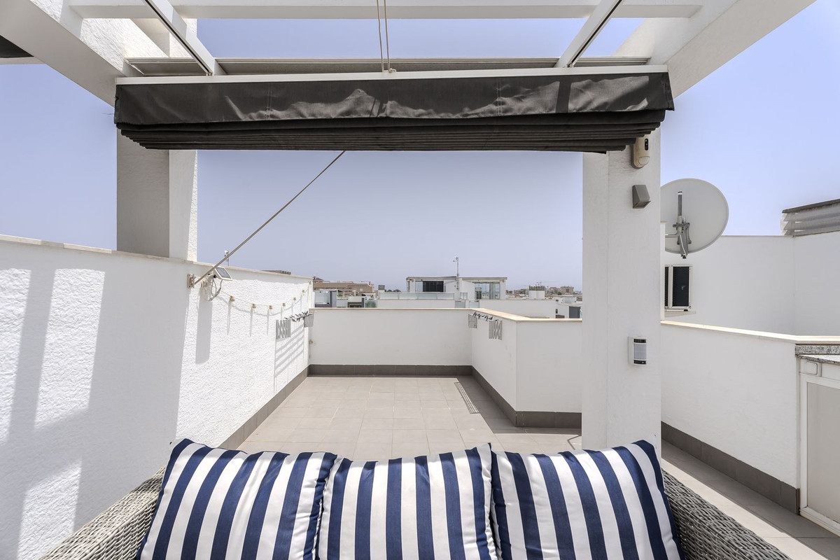 Se vende Ático de 2 dormitorios en Costa Blanca, Alicante, España