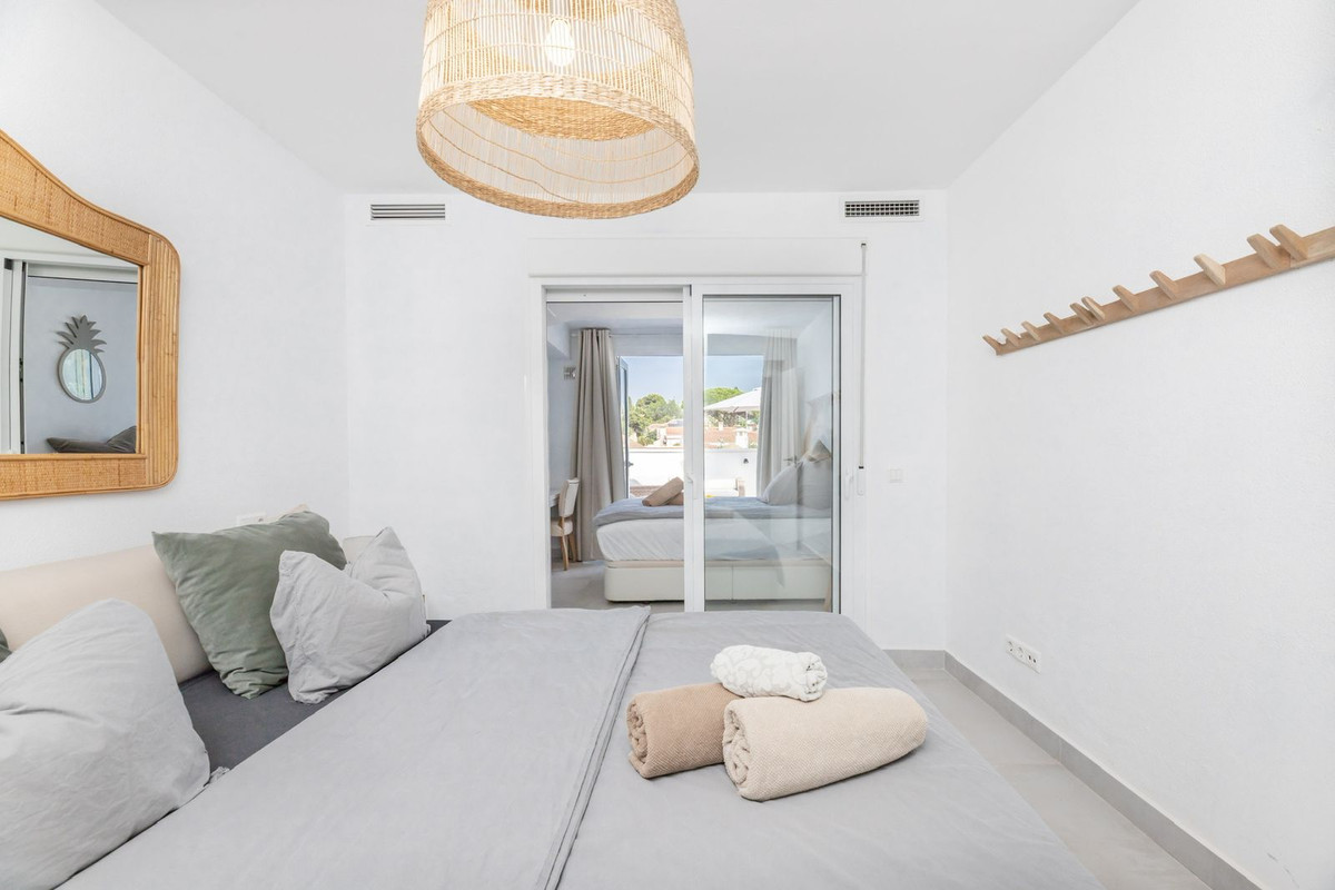2 Bed Townhouse for sale in Elviria Costa Del Sol, Málaga, Spain