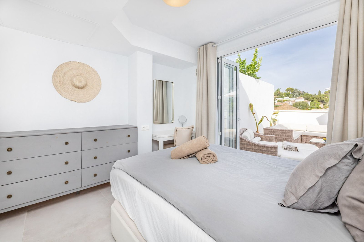 2 Bed Townhouse for sale in Elviria Costa Del Sol, Málaga, Spain