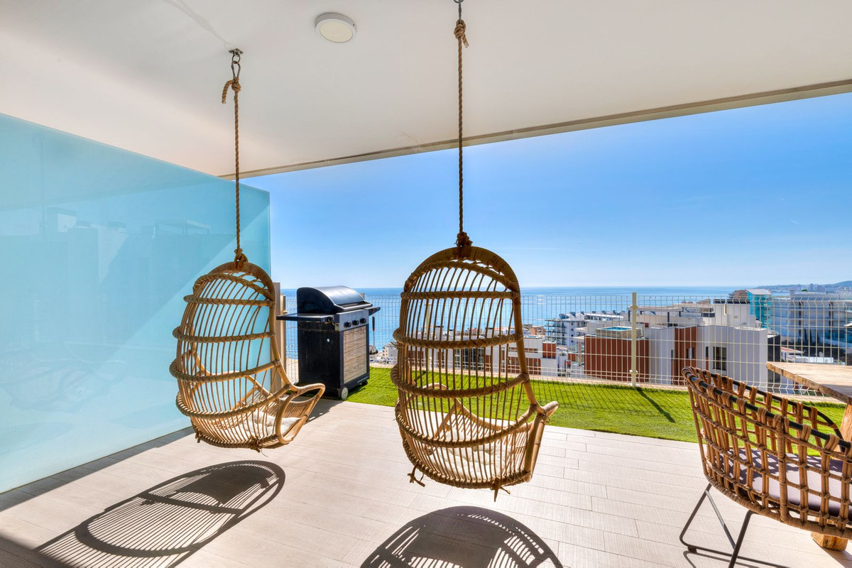 3 Bed Apartment for sale in Fuengirola Costa Del Sol, Málaga, Spain