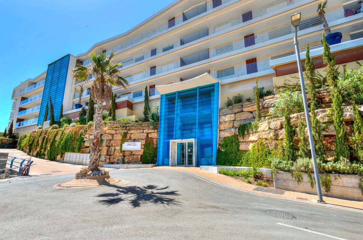 3 Bed Apartment for sale in Fuengirola Costa Del Sol, Málaga, Spain
