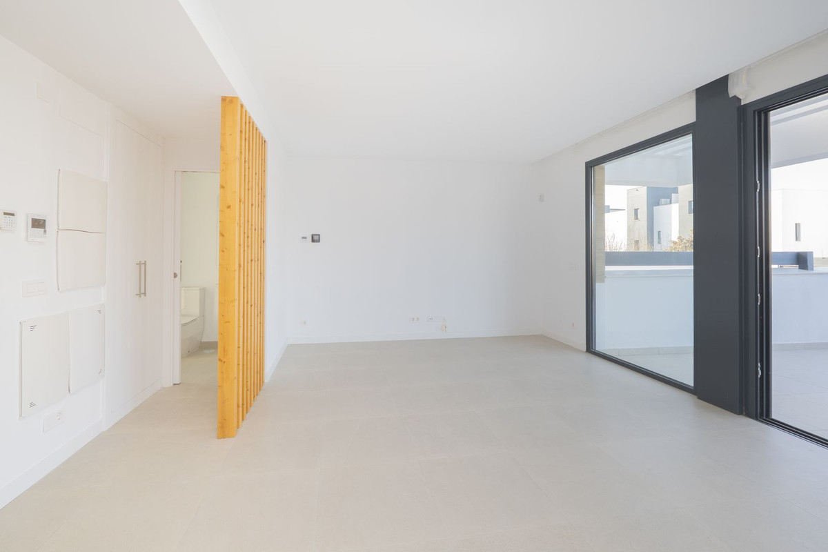 4 Bed Townhouse for sale in Atalaya Costa Del Sol, Málaga, Spain