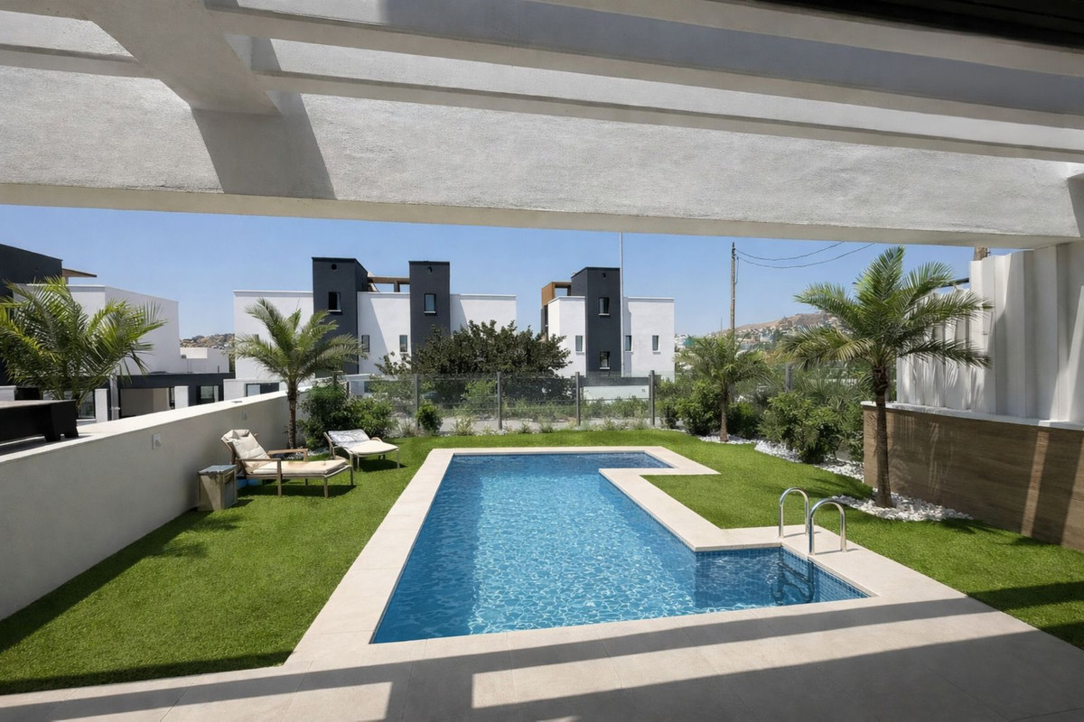4 Bed Townhouse for sale in Atalaya Costa Del Sol, Málaga, Spain