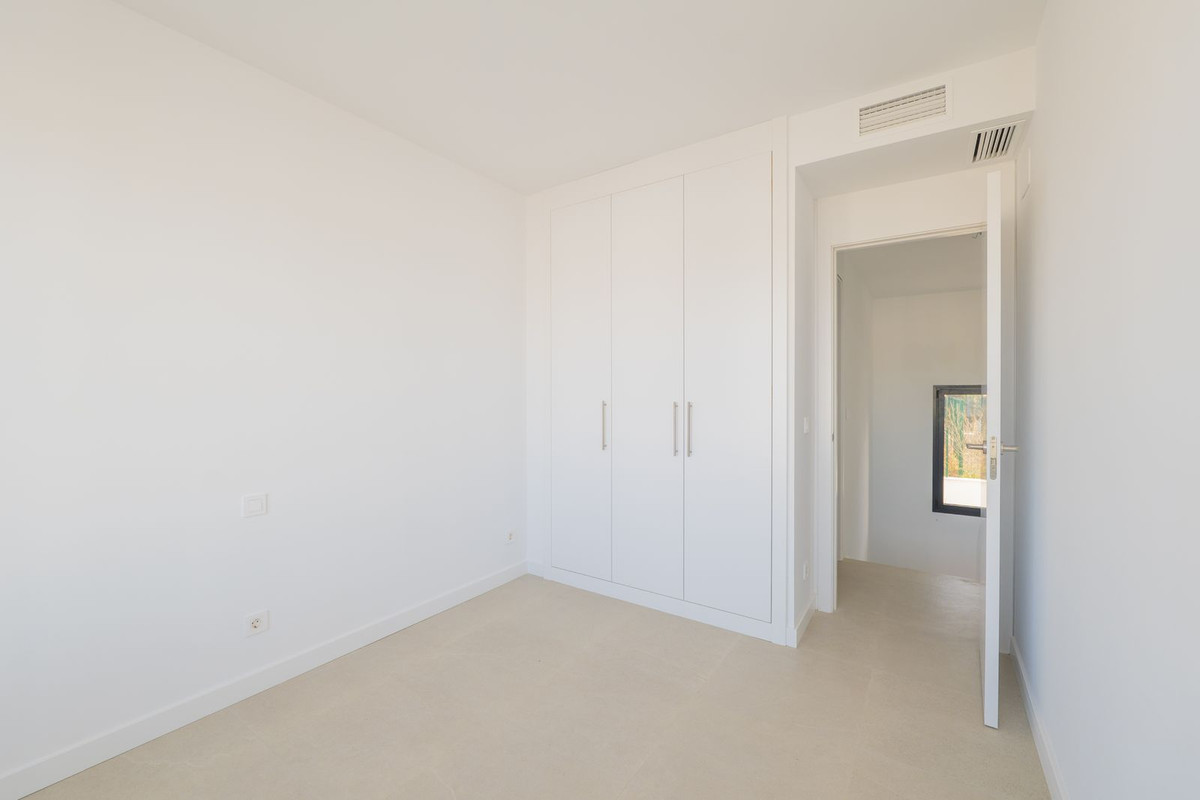 4 Bed Townhouse for sale in Atalaya Costa Del Sol, Málaga, Spain