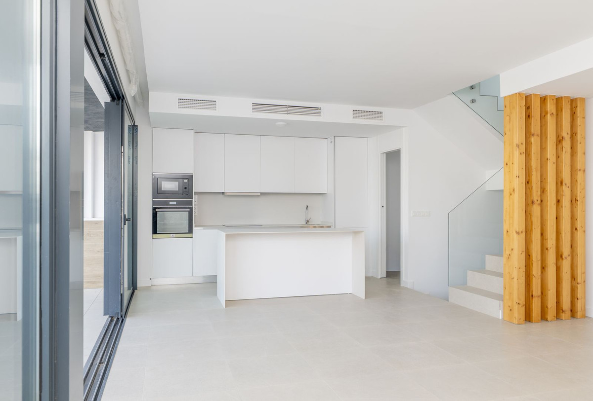 4 Bed Townhouse for sale in Atalaya Costa Del Sol, Málaga, Spain