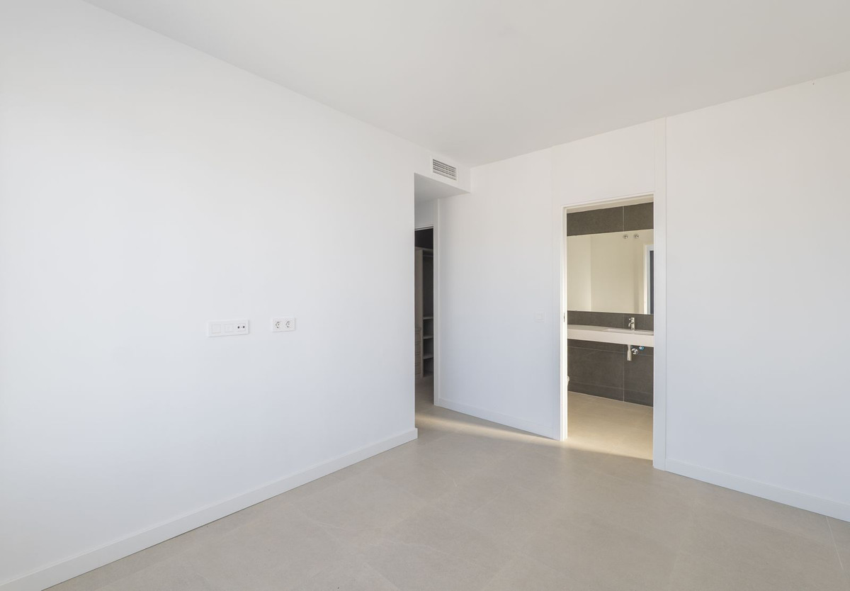 4 Bed Townhouse for sale in Atalaya Costa Del Sol, Málaga, Spain