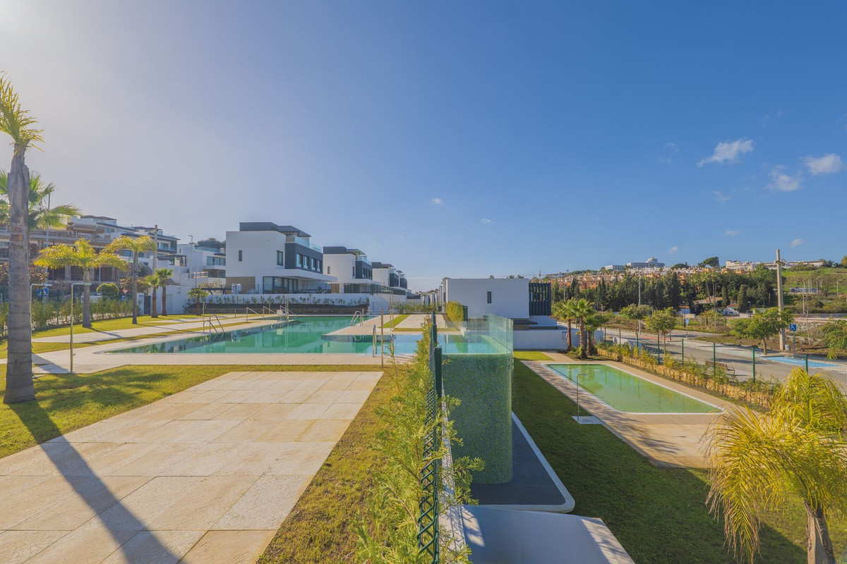 4 Bed Townhouse for sale in Atalaya Costa Del Sol, Málaga, Spain