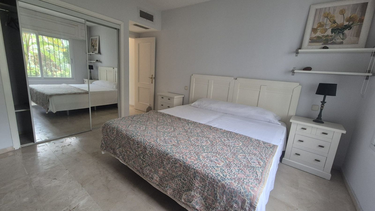 3 Bed Apartment for sale in Estepona Costa Del Sol, Málaga, Spain