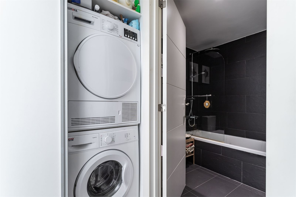 Se vende Apartamento Planta Media de 1 dormitorios en Costa Del Sol, Málaga, España