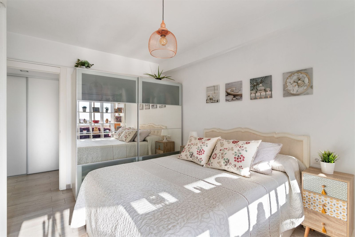 Se vende Apartamento Planta Media de 1 dormitorios en Costa Del Sol, Málaga, España
