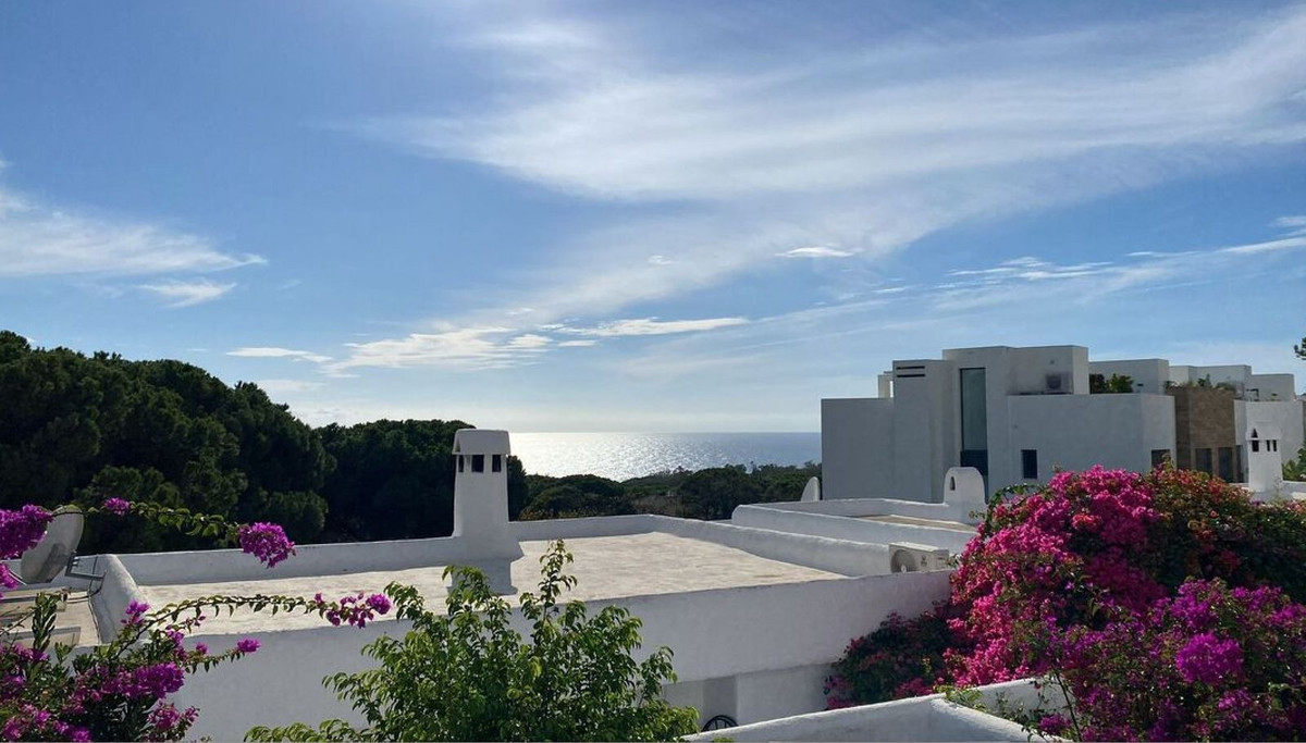 4 Bed Townhouse for sale in Cabopino Costa Del Sol, Málaga, Spain
