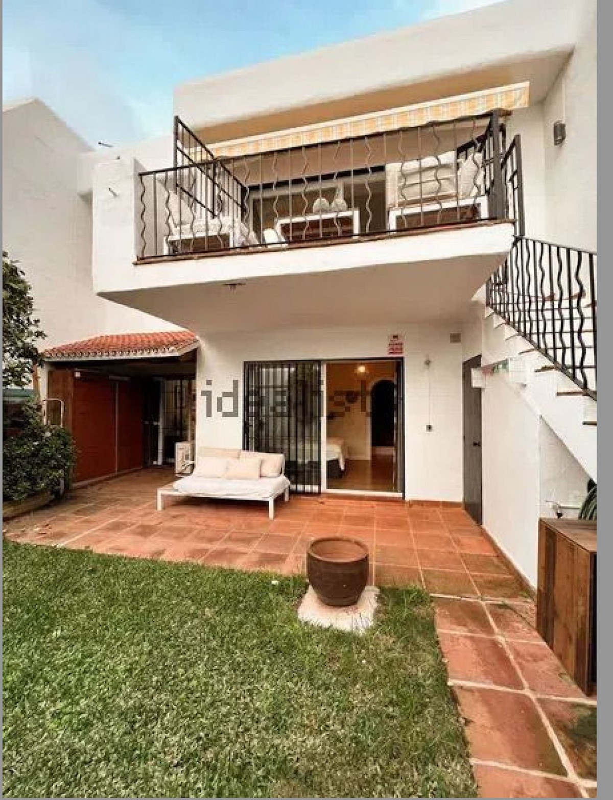 4 Bed Townhouse for sale in Cabopino Costa Del Sol, Málaga, Spain