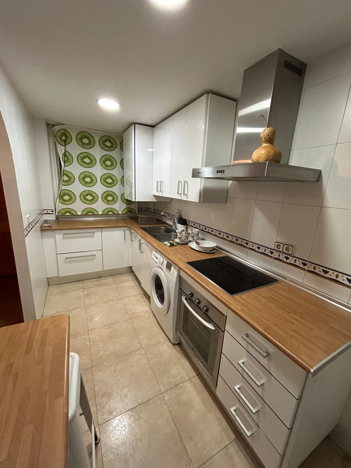 2 Bed Apartment for sale in Fuengirola Costa Del Sol, Málaga, Spain