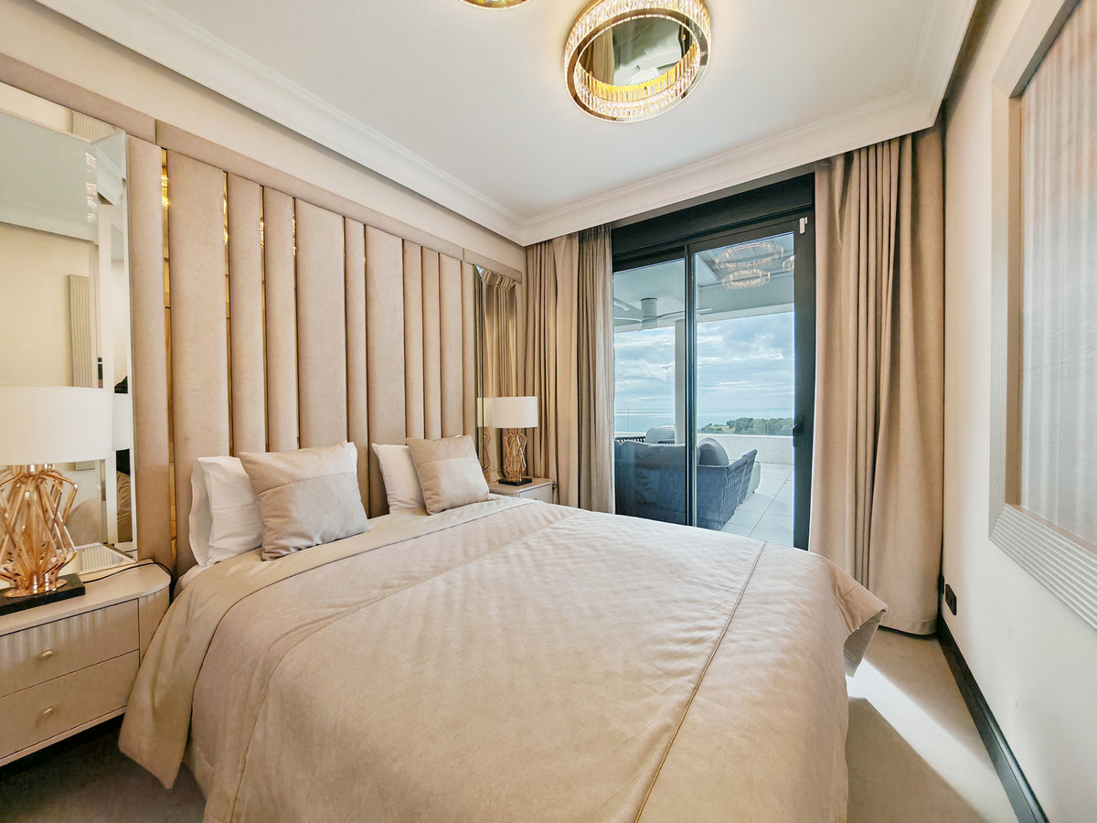3 Bed Apartment for sale in Marbella Costa Del Sol, Málaga, Spain