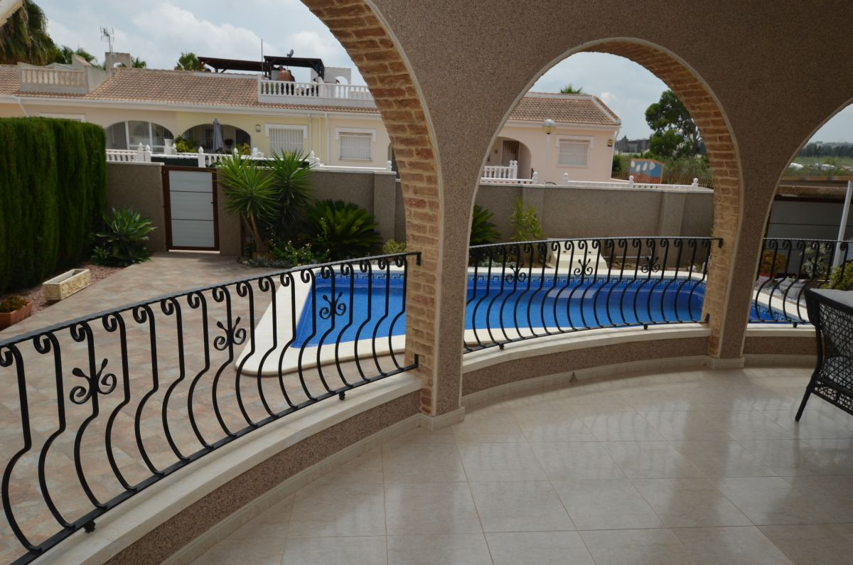 3 Bed Townhouse for sale in Benijofar Costa Blanca, Alicante, Spain