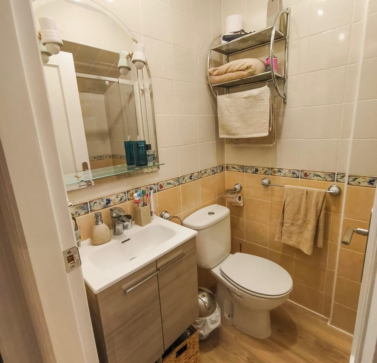 2 Bed Townhouse for sale in Guardamar Del Segura Costa Blanca, Alicante, Spain