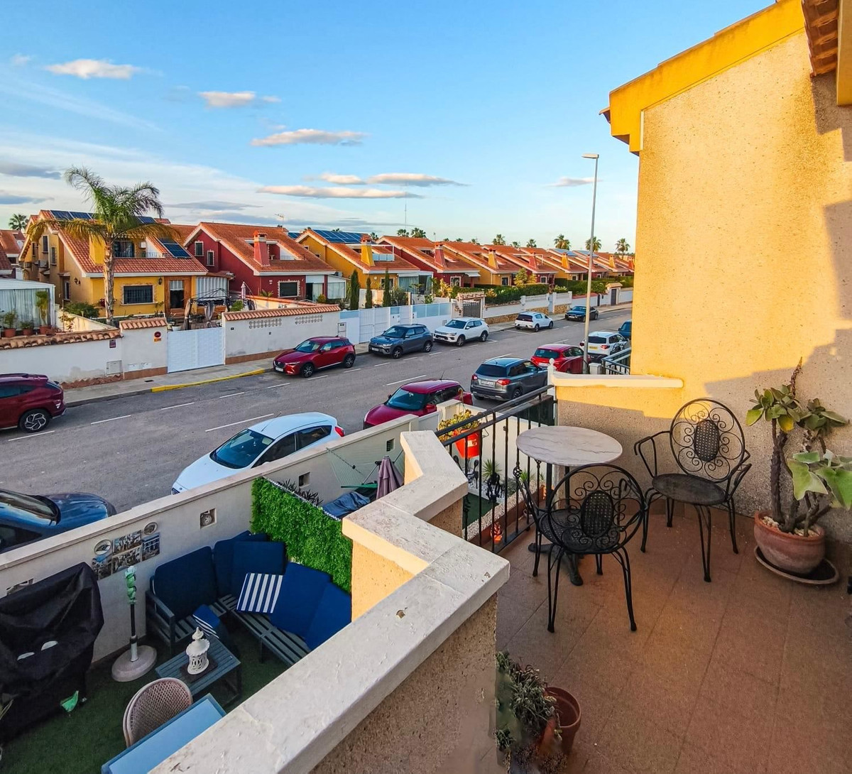 2 Bed Townhouse for sale in Guardamar Del Segura Costa Blanca, Alicante, Spain