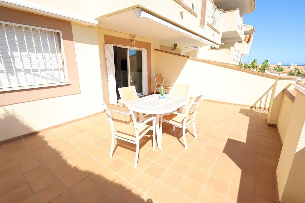 Se vende Apartamento Planta Baja de 2 dormitorios en Costa Blanca, Alicante, España