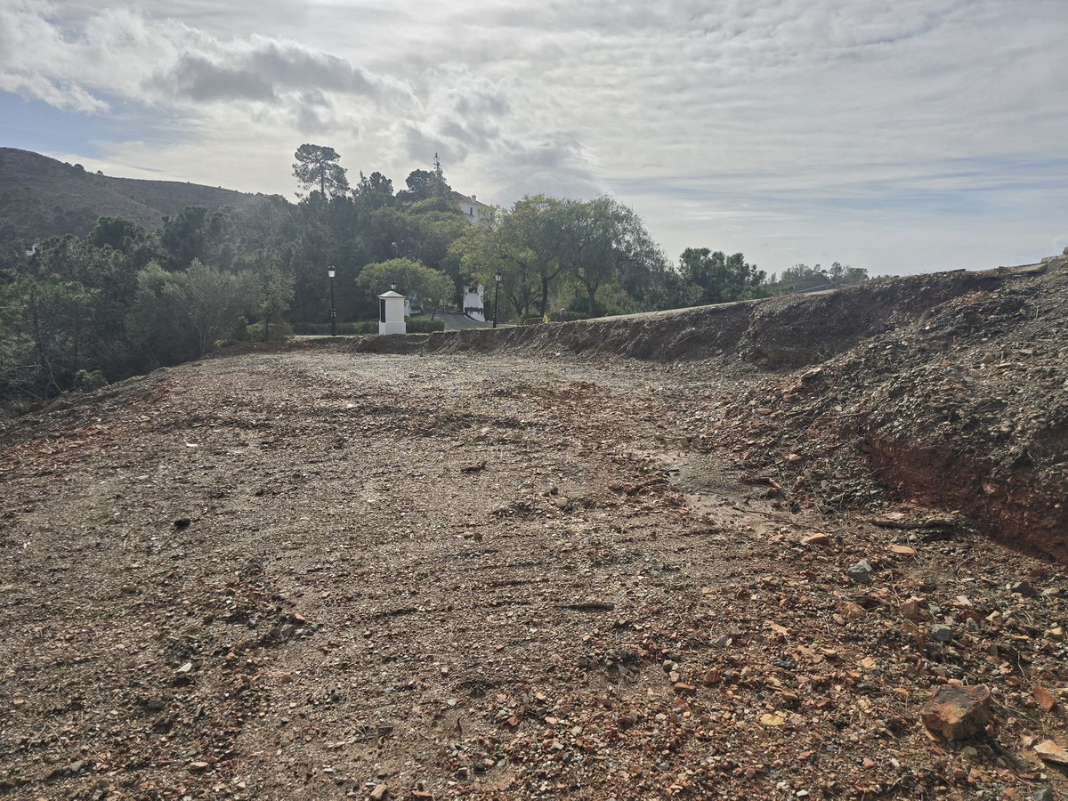 Se vende Terreno Urbano  en Costa Del Sol, Málaga, España
