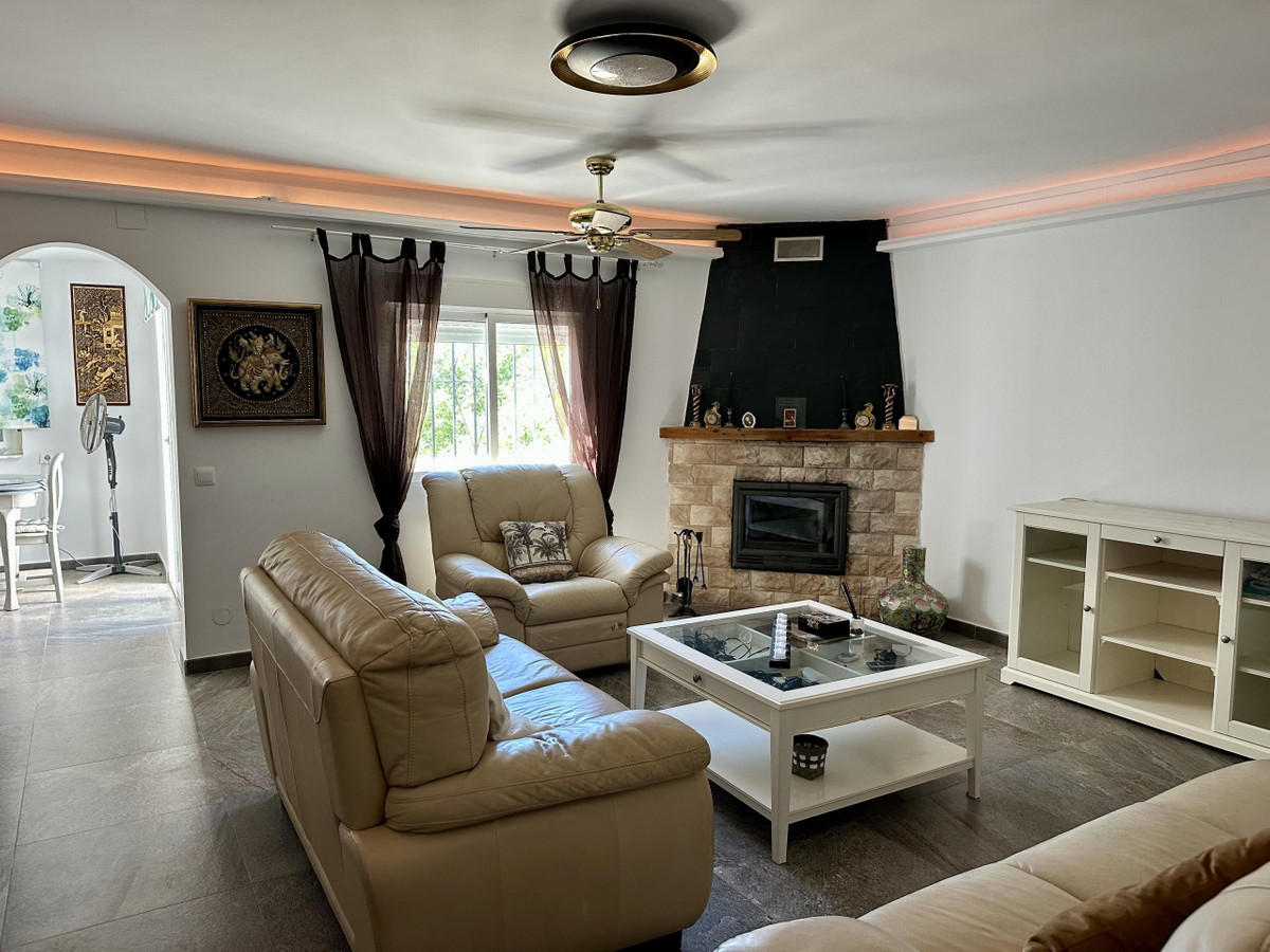 3 Bed Townhouse for sale in Manilva Costa Del Sol, Málaga, Spain