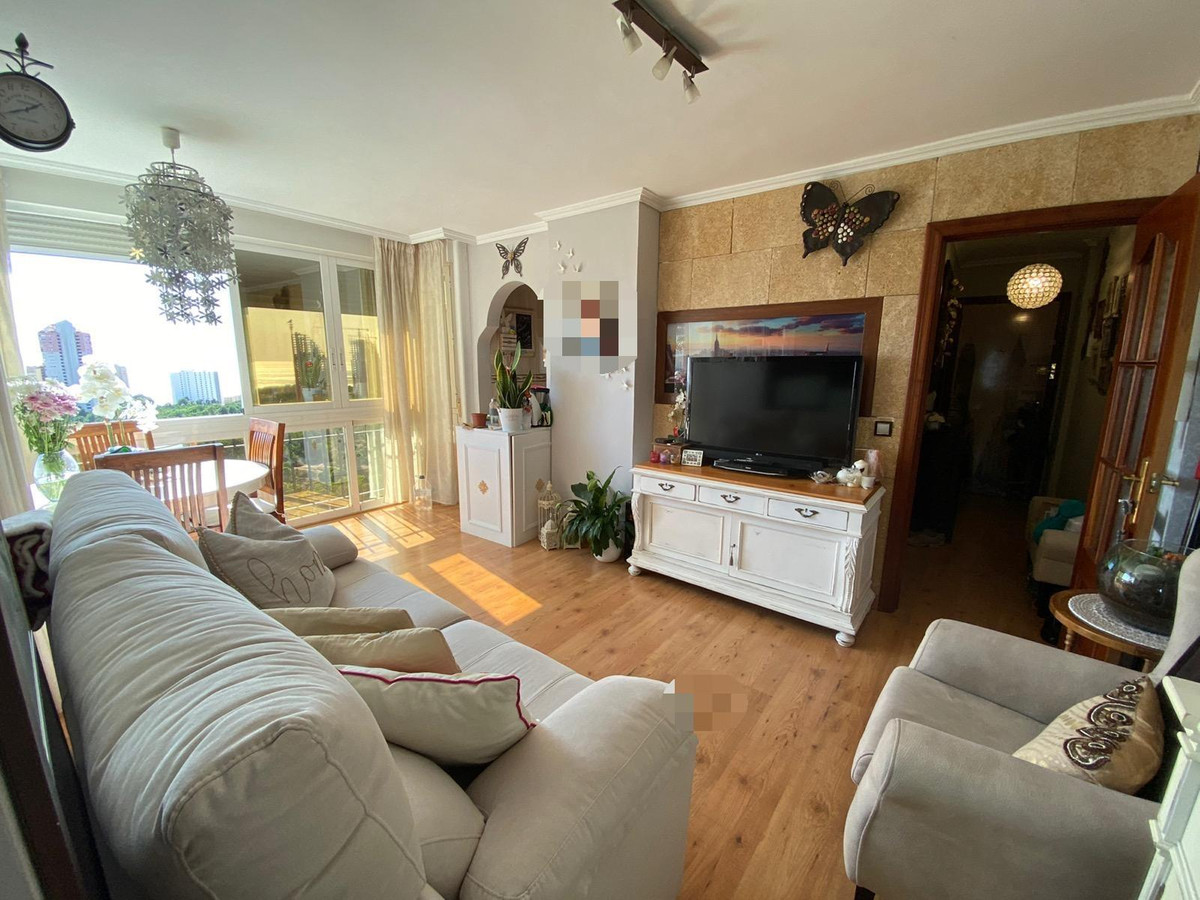 Se vende Apartamento Planta Media de 2 dormitorios en Costa Blanca, Alicante, España