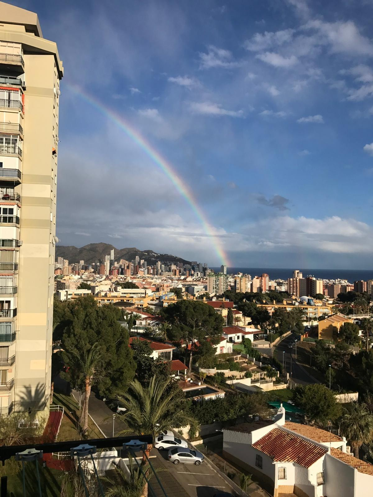 Se vende Apartamento Planta Media de 2 dormitorios en Costa Blanca, Alicante, España