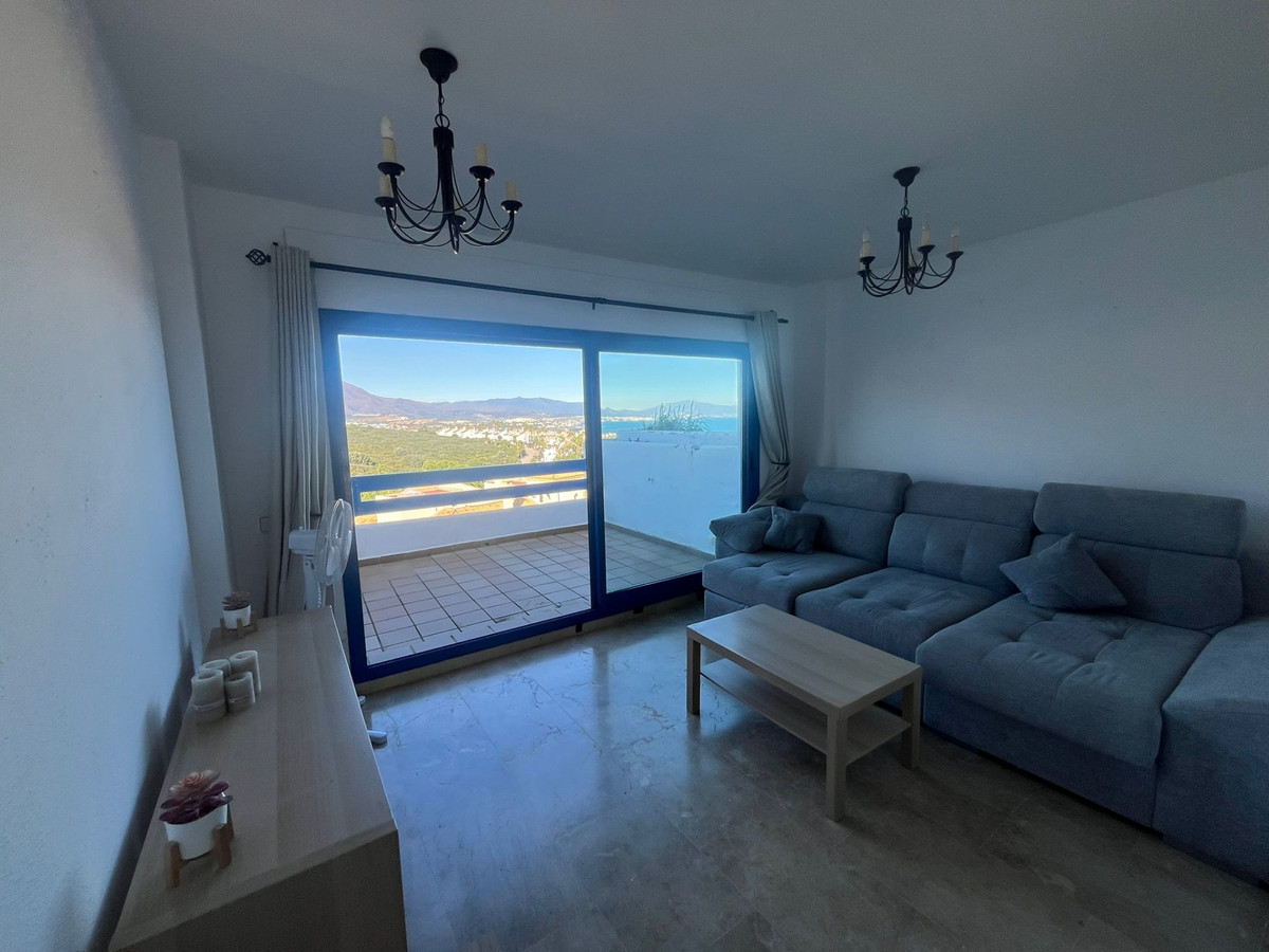 2 Bed Apartment for sale in La Duquesa Costa Del Sol, Málaga, Spain