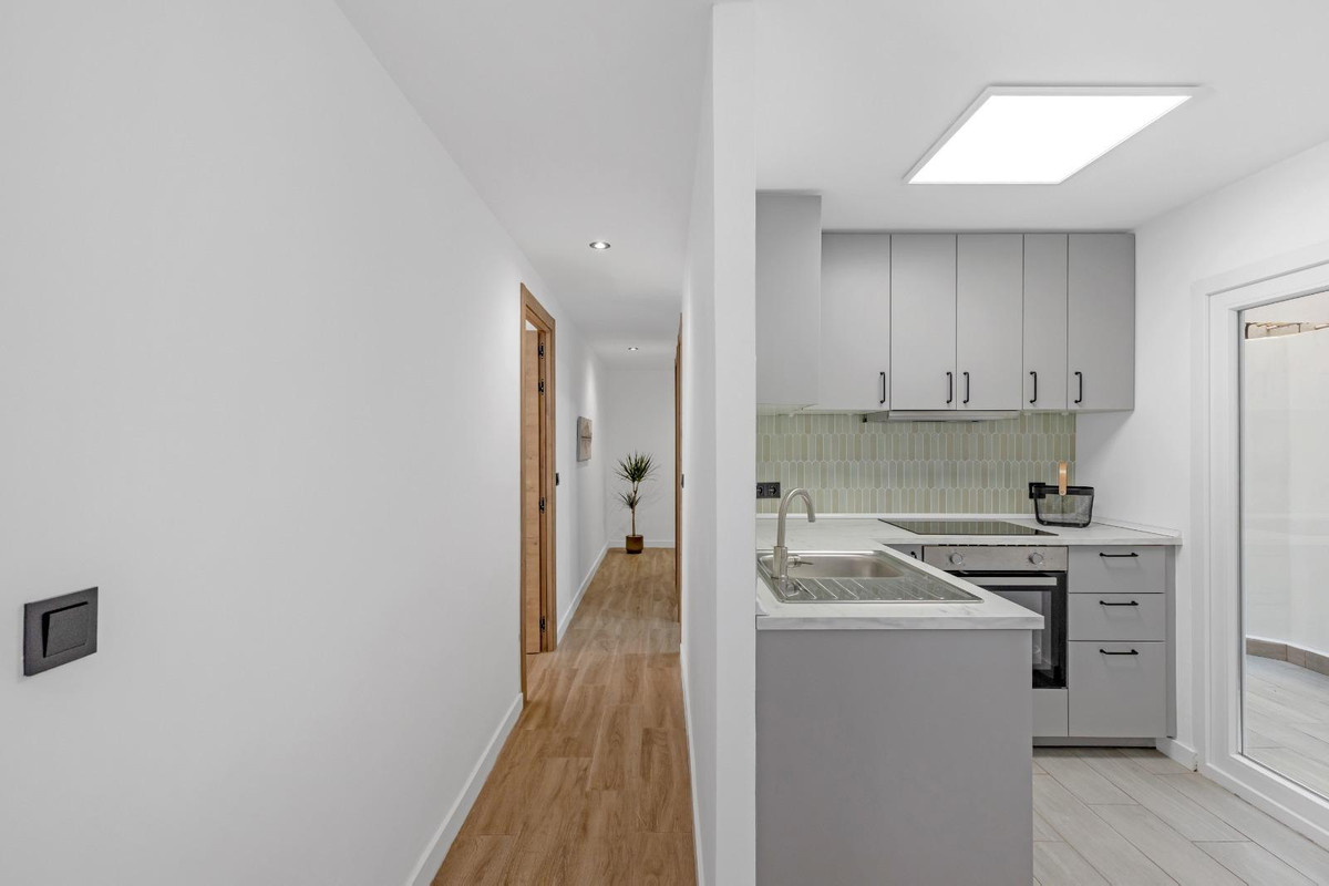 Se vende Apartamento Planta Media de 3 dormitorios en Costa Blanca, Alicante, España
